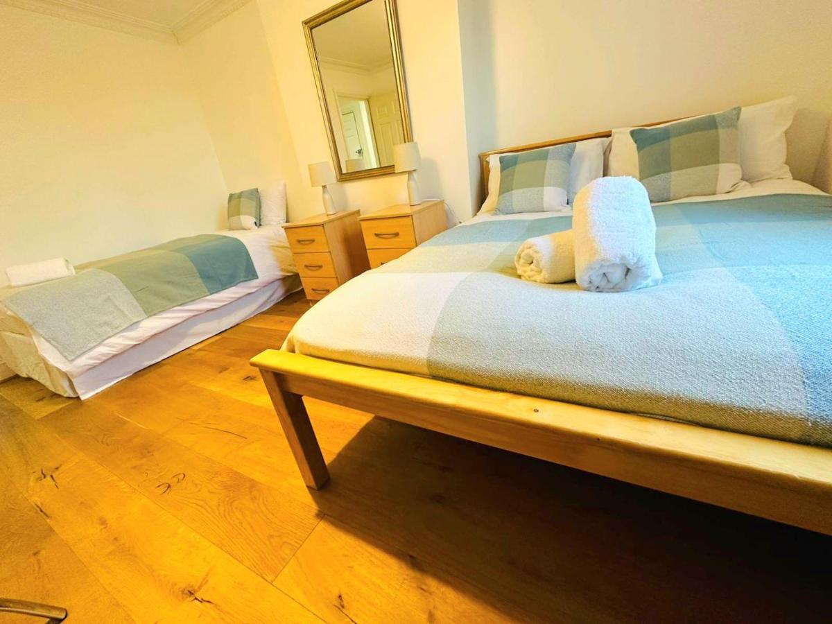 Cosy Home In Kensington - Great Location! 3 Minutes Walk To Earl'S Court Station Londen Buitenkant foto